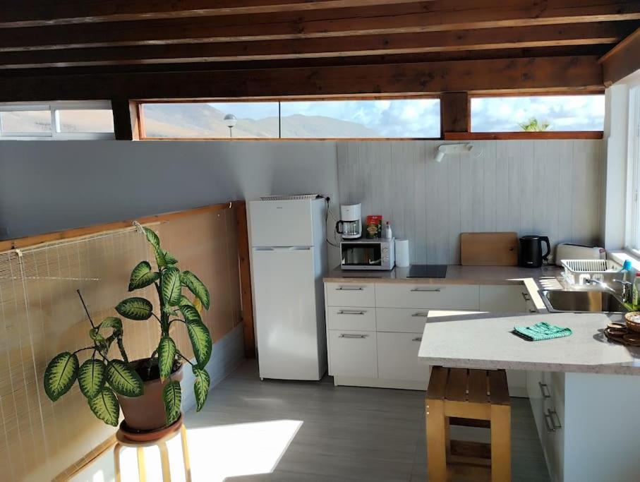 360 View To Ocean And Cliffs Apartment Famara Exterior photo