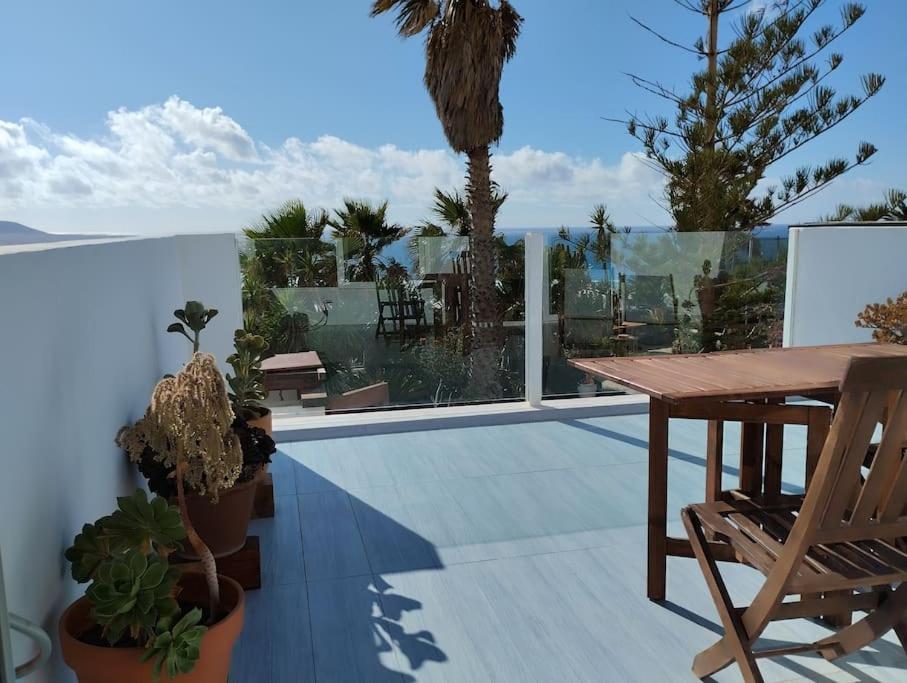 360 View To Ocean And Cliffs Apartment Famara Exterior photo