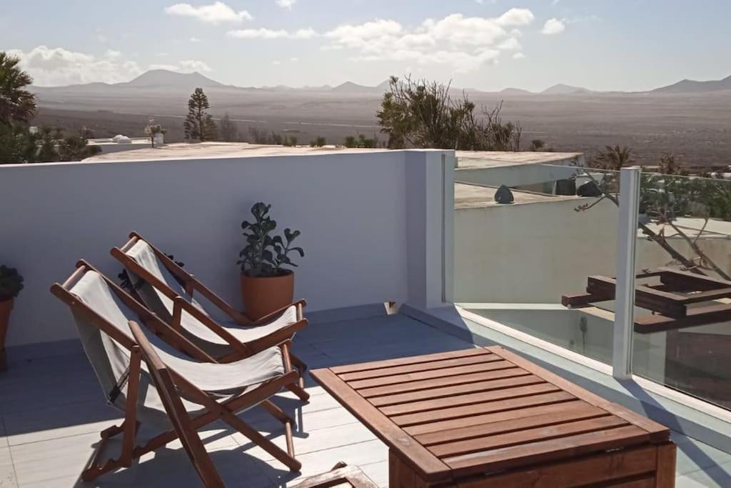 360 View To Ocean And Cliffs Apartment Famara Exterior photo