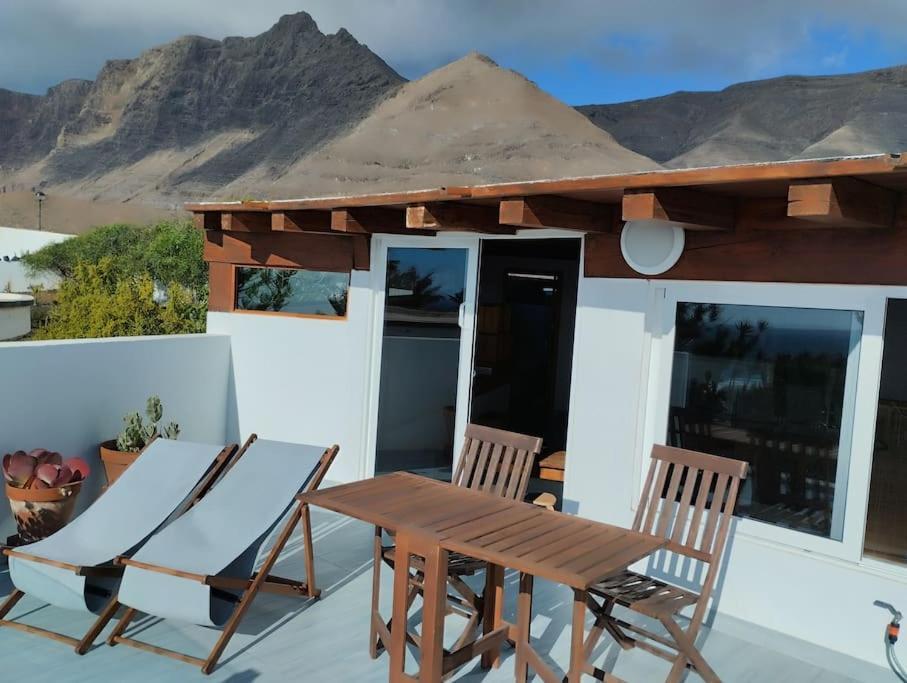 360 View To Ocean And Cliffs Apartment Famara Exterior photo