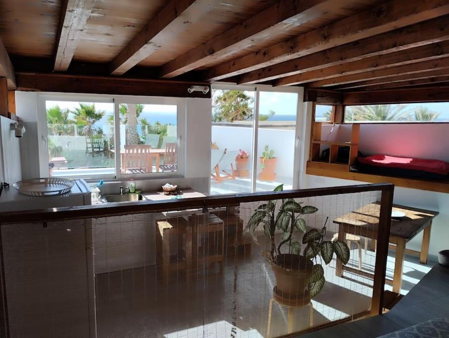 360 View To Ocean And Cliffs Apartment Famara Exterior photo